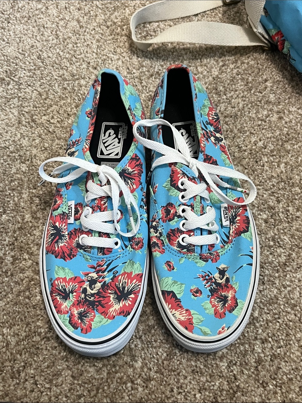 Vans Star Wars yoda hibiscus shoe